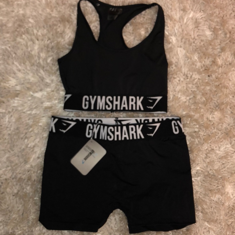 NEW gym shark shorts & bra